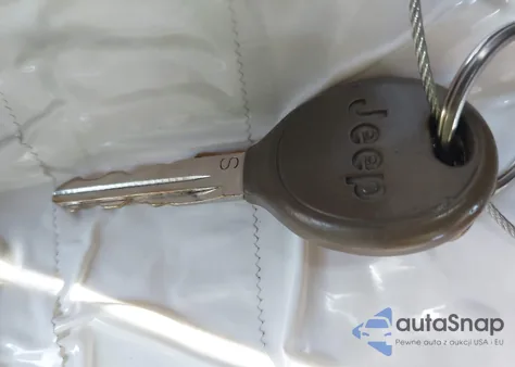 2014 Jeep Patriot Sport из США, поврежденный, VIN 1C4NJPBA9ED690672